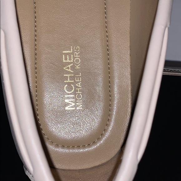 NIB Michael Kors Daisy Moccasins Moc white flat size 11 Leather new with box - Picture 8 of 14